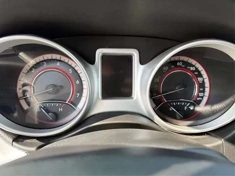 2015 Billet Silver Metallic CC Dodge Journey SXT (3C4PDCBG3FT) with an 3.6L V6 DOHC 24V engine, 6-Speed Automatic transmission, located at 8750 N County Rd 25A, Piqua, OH, 45356, (937) 908-9800, 40.164391, -84.232513 - Pack up the kids, cue up a road-trip playlist, and point the GPS toward your next weekend getaway-this 2015 Dodge Journey SXT is the kind of roomy, comfortable SUV that fits real life in West Central Ohio. Whether you're commuting up I75, running errands along N County Rd 25A, or heading toward down- Photo#15