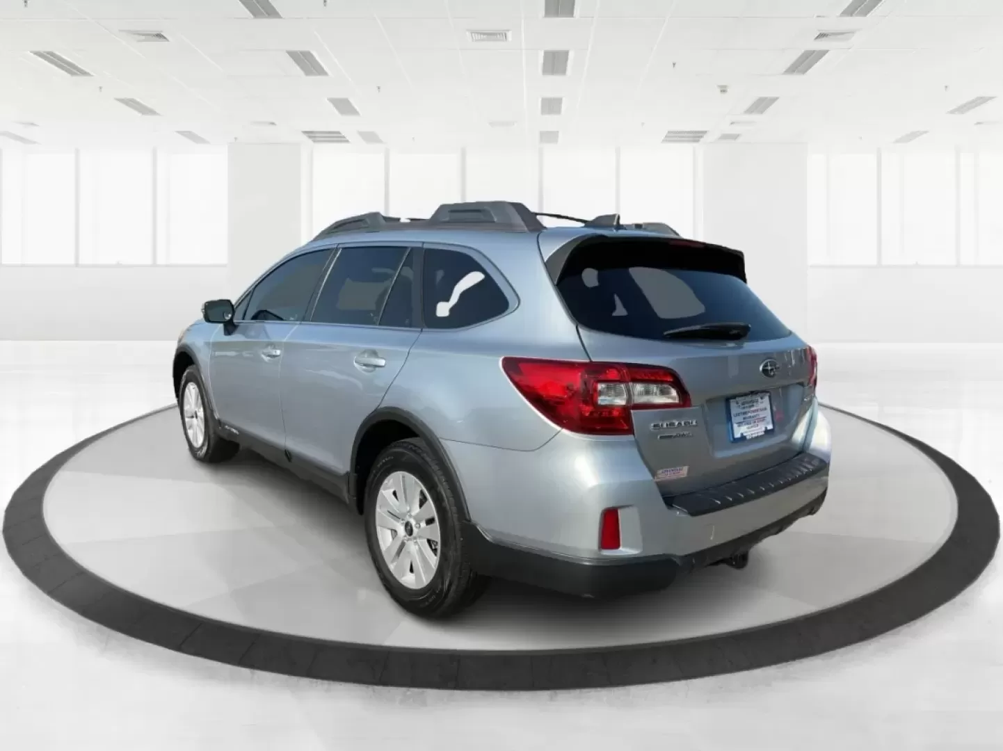 2017 Subaru Outback 2.5i Premium (4S4BSAFC9H3) with an 2.5L H-4 DOHC engine, located at 1099 N County Rd 25A , Troy, OH, 45373, (937) 908-9800, 40.057079, -84.212883 - Are you ready to elevate your adventures in style? The 2017 Subaru Outback 2.5i Premium is the perfect companion for those who crave the great outdoors while ensuring the comfort and safety of their loved ones. Whether you're navigating the winding roads of Fairborn, OH, or heading out for a weekend - Photo#4