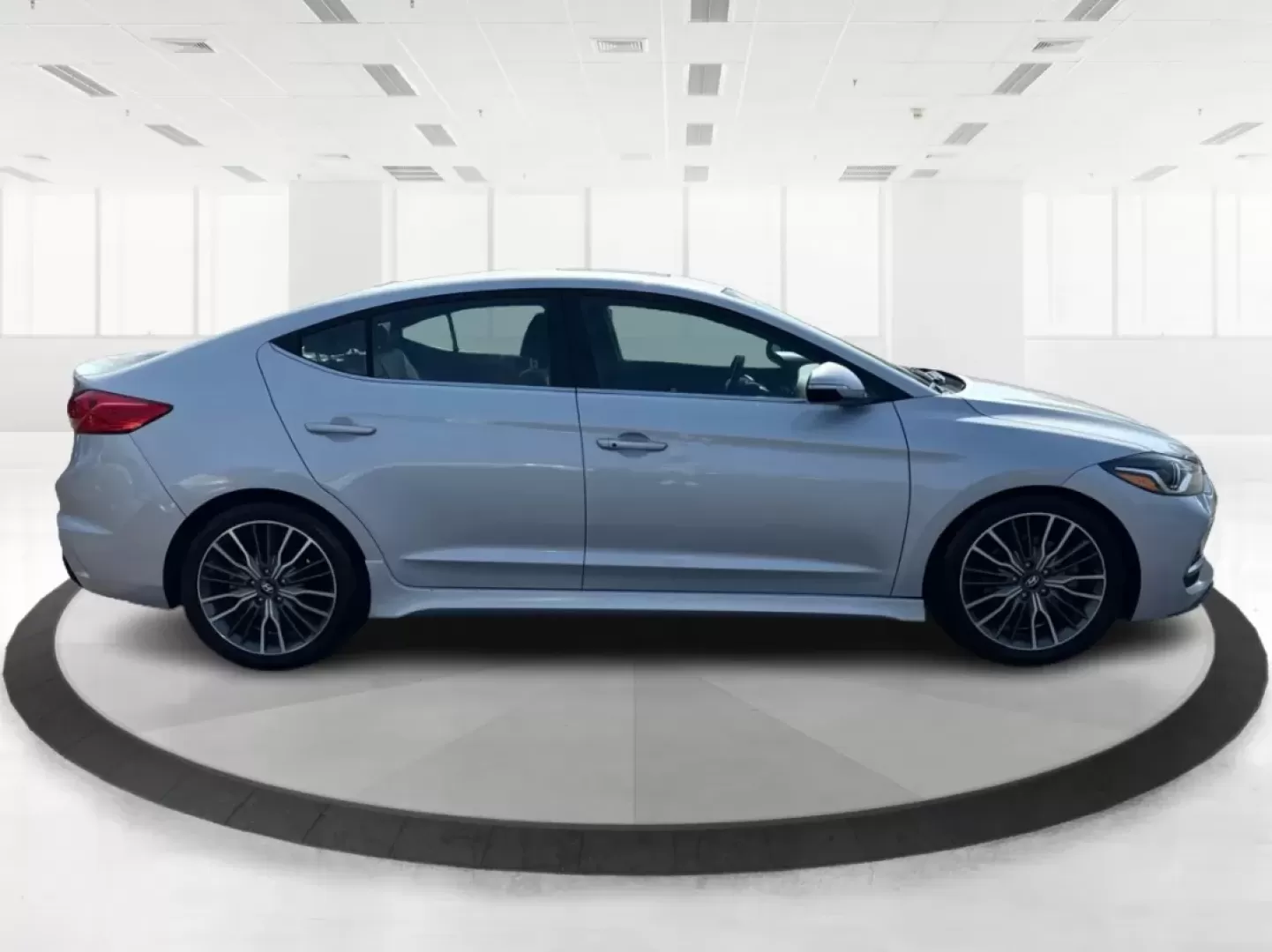 2018 Hyundai Elantra Sport (KMHD04LB6JU) with an 1.6L I-4 gasoline direct injection engine, located at 1099 N County Rd 25A , Troy, OH, 45373, (937) 908-9800, 40.057079, -84.212883 - ### Elevate Your Daily Commute with the 2018 Hyundai Elantra Sport at Advantage Car and Credit!<br /> <br /> Are you ready to enhance your daily life with a reliable vehicle that balances performance, comfort, and style? Look no further than the stunning 2018 Hyundai Elantra Sport, available now at - Photo#1