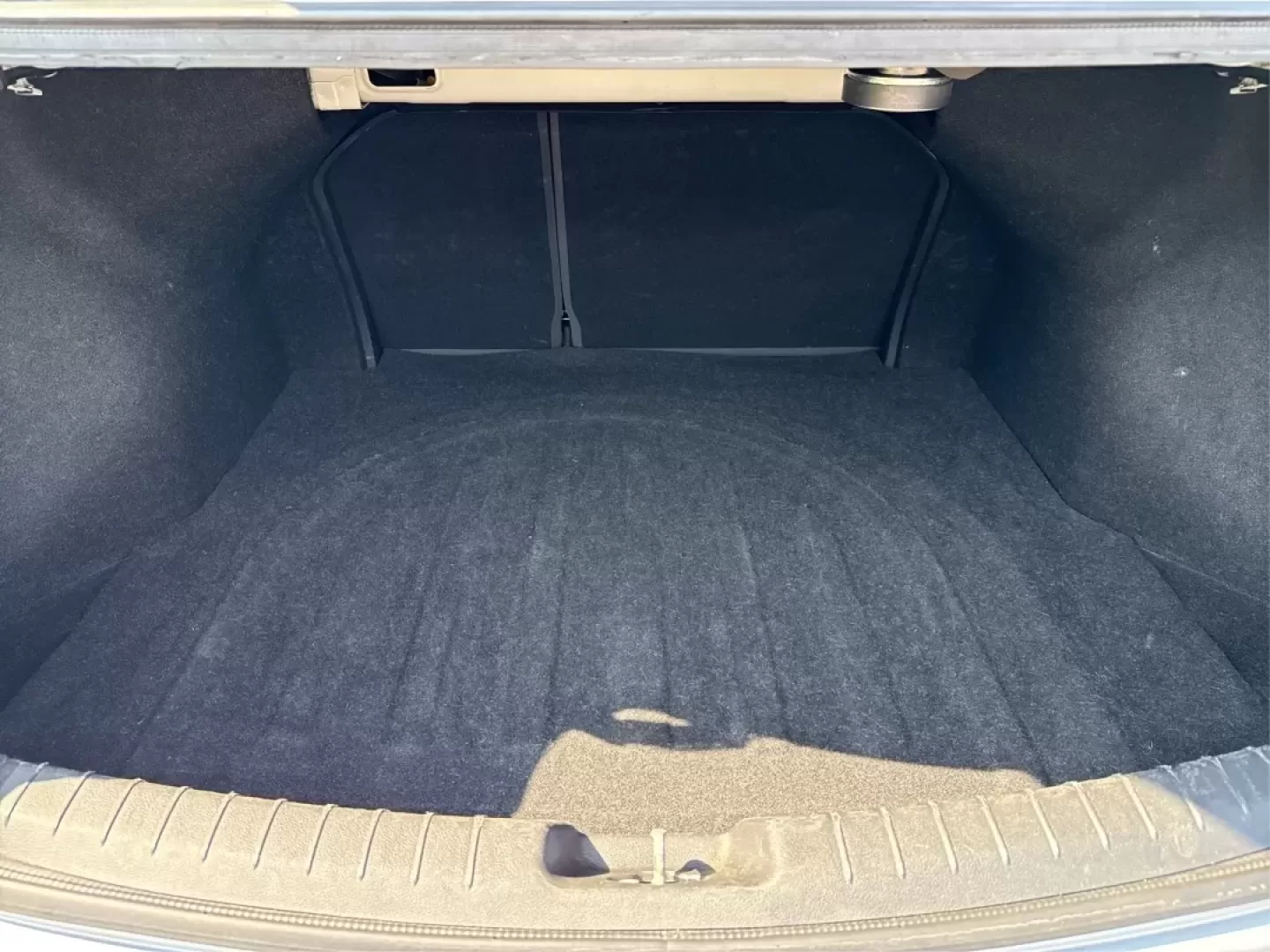 2018 Hyundai Elantra Sport (KMHD04LB6JU) with an 1.6L I-4 gasoline direct injection engine, located at 1099 N County Rd 25A , Troy, OH, 45373, (937) 908-9800, 40.057079, -84.212883 - ### Elevate Your Daily Commute with the 2018 Hyundai Elantra Sport at Advantage Car and Credit!<br /> <br /> Are you ready to enhance your daily life with a reliable vehicle that balances performance, comfort, and style? Look no further than the stunning 2018 Hyundai Elantra Sport, available now at - Photo#12