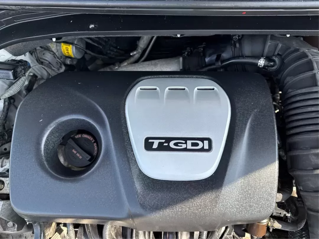 2018 Hyundai Elantra Sport (KMHD04LB6JU) with an 1.6L I-4 gasoline direct injection engine, 6A transmission, located at 4508 South Dixie Dr, Moraine, OH, 45439, (937) 908-9800, 39.689976, -84.218452 - ### Elevate Your Daily Commute with the 2018 Hyundai Elantra Sport at Advantage Car and Credit!<br /> <br /> Are you ready to enhance your daily life with a reliable vehicle that balances performance, comfort, and style? Look no further than the stunning 2018 Hyundai Elantra Sport, available now at - Photo#11