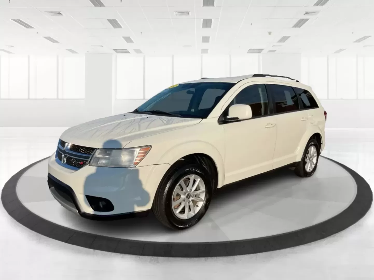 2014 Pearl White Tri-Coat Dodge Journey SXT (3C4PDCBG0ET) with an 3.6L V6 DOHC 24V engine, 6-Speed Automatic transmission, located at 1099 N County Rd 25A , Troy, OH, 45373, (937) 908-9800, 40.057079, -84.212883 - Are you looking for the perfect blend of comfort, versatility, and reliability for your family adventures? Look no further than the 2014 Dodge Journey SXT, available now at Advantage Car and Credit in Troy, OH. This well-equipped SUV is ideal for growing families, weekend road trips, or anyone who n - Photo#8