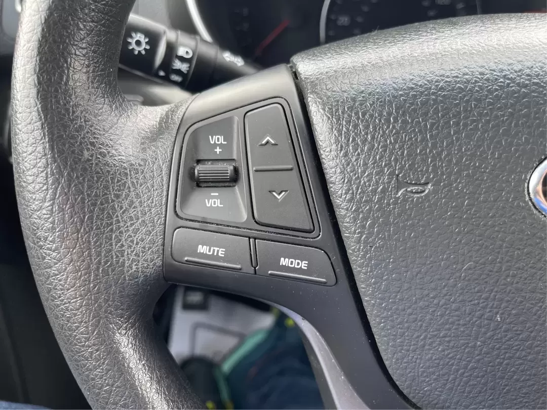 2015 Kia Sorento LX (5XYKT3A60FG) with an 2.4L I-4 gasoline direct injection engine, located at 4508 South Dixie Dr, Moraine, OH, 45439, (937) 908-9800, 39.689976, -84.218452 - ### Discover Adventure with the 2015 Kia Sorento LX - Your Perfect Family SUV!<br /> <br /> Are you seeking the ideal vehicle for weekend getaways or daily commutes? Look no further! The 2015 Kia Sorento LX is the perfect SUV for growing families and adventure-seekers alike. With its spacious interi - Photo#16