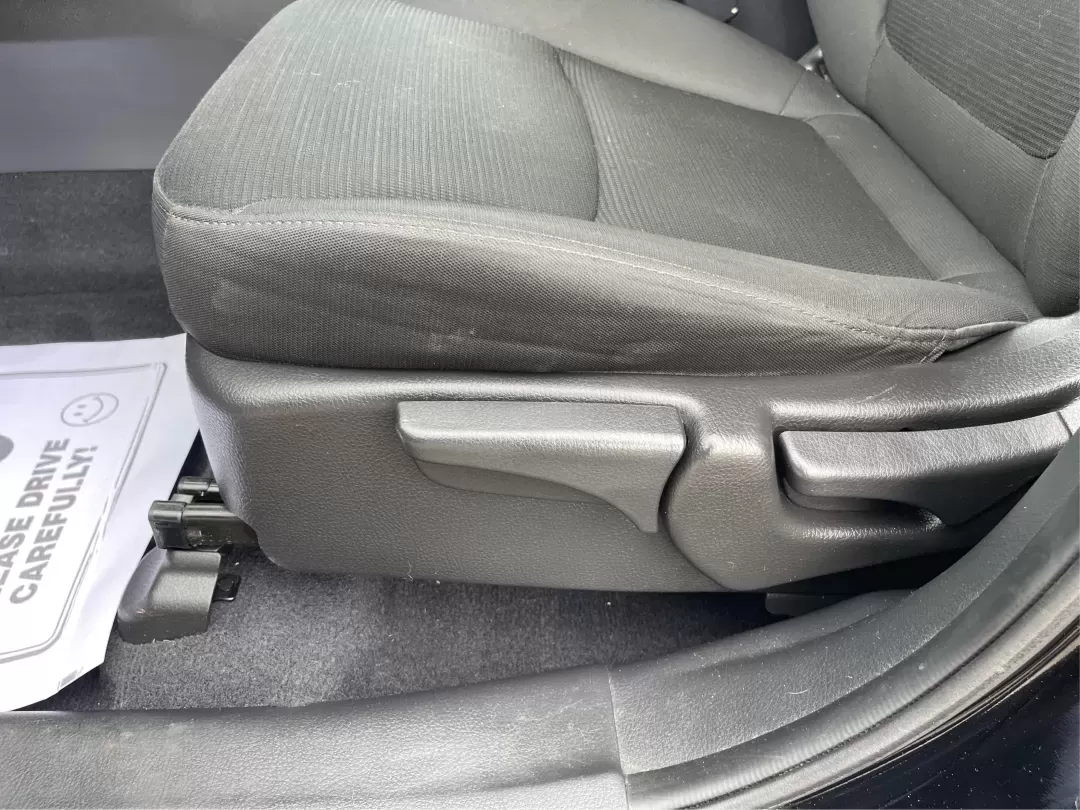 2015 Kia Sorento LX (5XYKT3A60FG) with an 2.4L I-4 gasoline direct injection engine, located at 4508 South Dixie Dr, Moraine, OH, 45439, (937) 908-9800, 39.689976, -84.218452 - ### Discover Adventure with the 2015 Kia Sorento LX - Your Perfect Family SUV!<br /> <br /> Are you seeking the ideal vehicle for weekend getaways or daily commutes? Look no further! The 2015 Kia Sorento LX is the perfect SUV for growing families and adventure-seekers alike. With its spacious interi - Photo#18