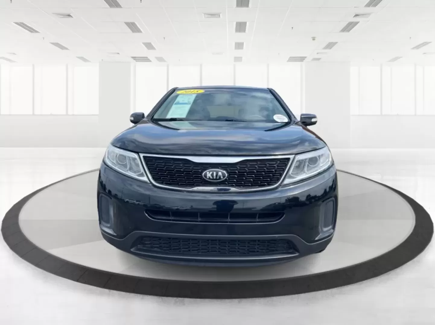 2015 Kia Sorento LX (5XYKT3A60FG) with an 2.4L I-4 gasoline direct injection engine, located at 880 E. National Road, Vandalia, OH, 45377, (937) 908-9800, 39.891918, -84.183594 - ### Discover Adventure with the 2015 Kia Sorento LX - Your Perfect Family SUV!<br /> <br /> Are you seeking the ideal vehicle for weekend getaways or daily commutes? Look no further! The 2015 Kia Sorento LX is the perfect SUV for growing families and adventure-seekers alike. With its spacious interi - Photo#7