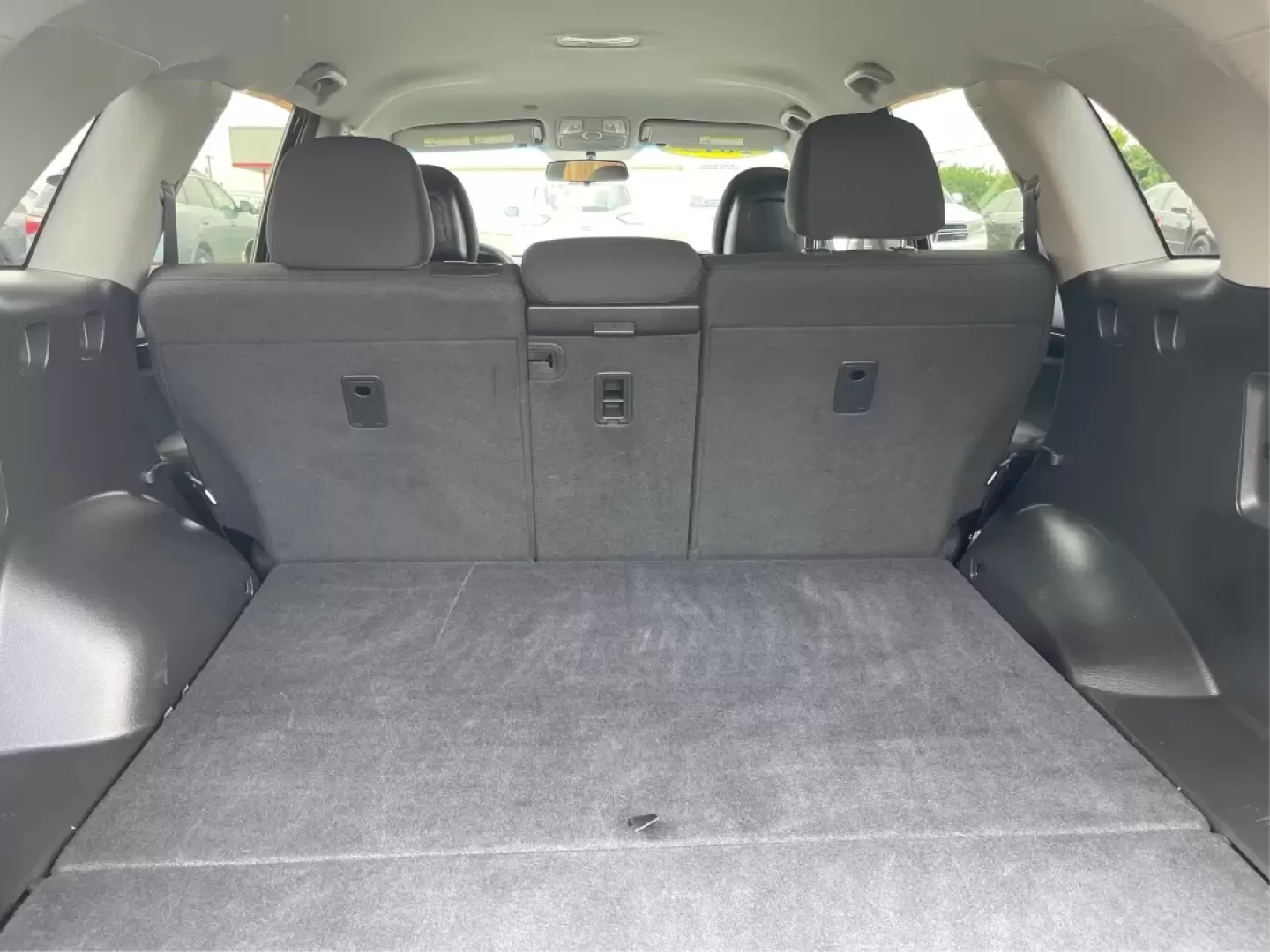 2015 Kia Sorento LX (5XYKT3A60FG) with an 2.4L I-4 gasoline direct injection engine, located at 880 E. National Road, Vandalia, OH, 45377, (937) 908-9800, 39.891918, -84.183594 - ### Discover Adventure with the 2015 Kia Sorento LX - Your Perfect Family SUV!<br /> <br /> Are you seeking the ideal vehicle for weekend getaways or daily commutes? Look no further! The 2015 Kia Sorento LX is the perfect SUV for growing families and adventure-seekers alike. With its spacious interi - Photo#12