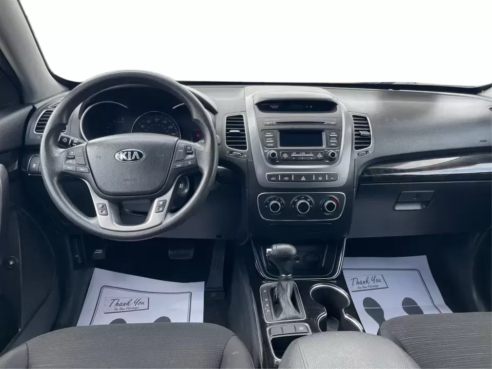 2015 Kia Sorento LX (5XYKT3A60FG) with an 2.4L I-4 gasoline direct injection engine, 6-Speed Automatic transmission, located at 1230 East Main St, Xenia, OH, 45385, (937) 908-9800, 39.688026, -83.910172 - ### Discover Adventure with the 2015 Kia Sorento LX - Your Perfect Family SUV!<br /> <br /> Are you seeking the ideal vehicle for weekend getaways or daily commutes? Look no further! The 2015 Kia Sorento LX is the perfect SUV for growing families and adventure-seekers alike. With its spacious interi - Photo#21
