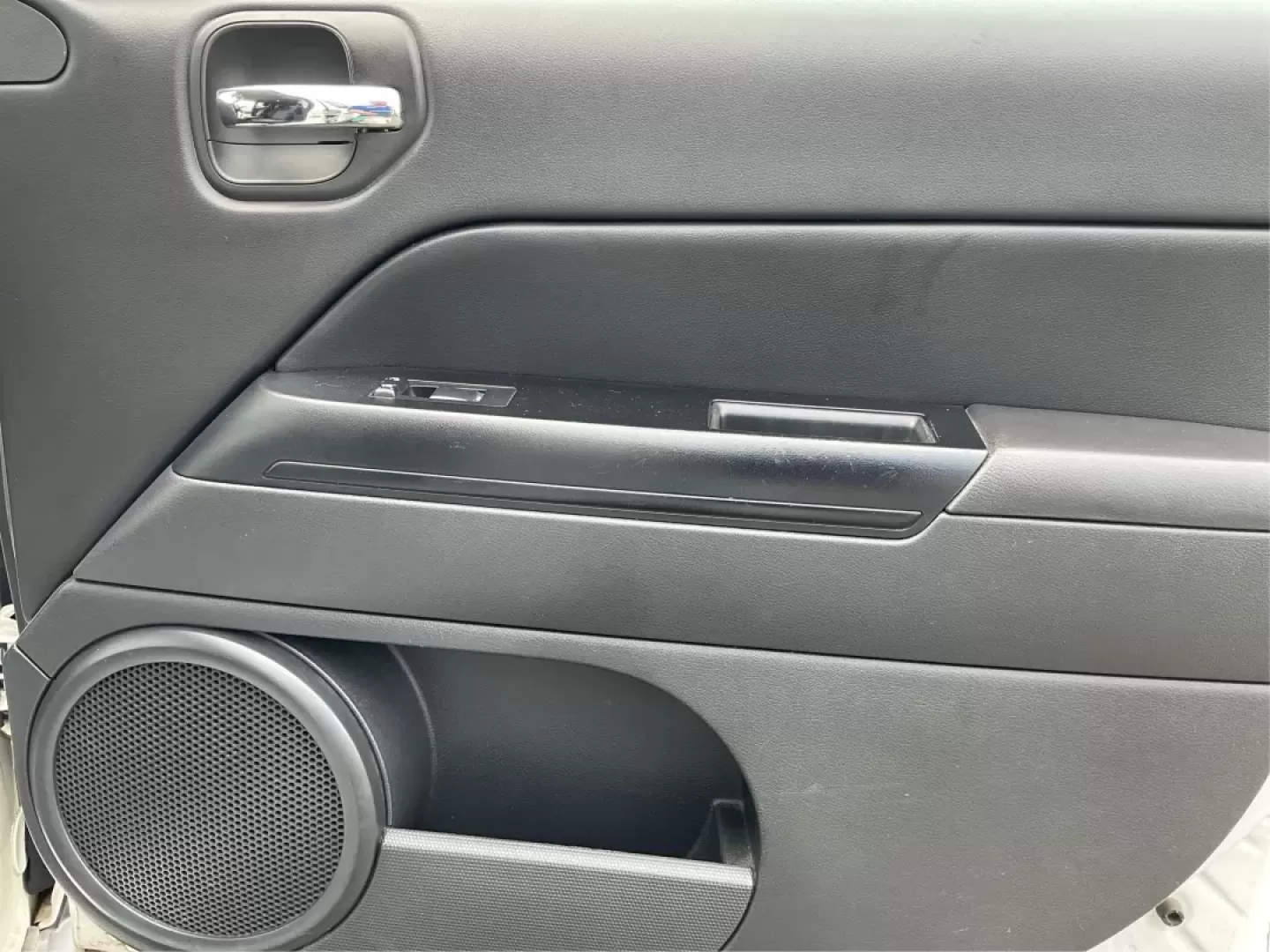 2017 Jeep Patriot Sport FWD (1C4NJPBA4HD) with an Other engine, located at 8750 N County Rd 25A, Piqua, OH, 45356, (937) 908-9800, 40.164391, -84.232513 - Are you ready to elevate your adventures with a versatile SUV that suits both your daily commute and weekend getaways? Look no further than this stunning **2017 Jeep Patriot Sport FWD**, available at **Advantage Car and Credit**, your premier **Buy Here Pay Here dealership** located at **1184 Kauffm - Photo#18