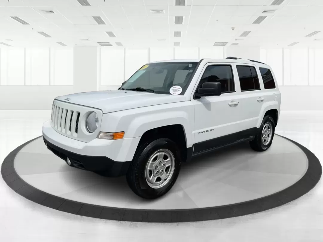 2017 Jeep Patriot Sport FWD (1C4NJPBA4HD) with an 2.0L L4 DOHC 16V engine, Continuously Variable Transmission (CVT) transmission, located at 4508 South Dixie Dr, Moraine, OH, 45439, (937) 908-9800, 39.689976, -84.218452 - Are you ready to elevate your adventures with a versatile SUV that suits both your daily commute and weekend getaways? Look no further than this stunning **2017 Jeep Patriot Sport FWD**, available at **Advantage Car and Credit**, your premier **Buy Here Pay Here dealership** located at **1184 Kauffm - Photo#8