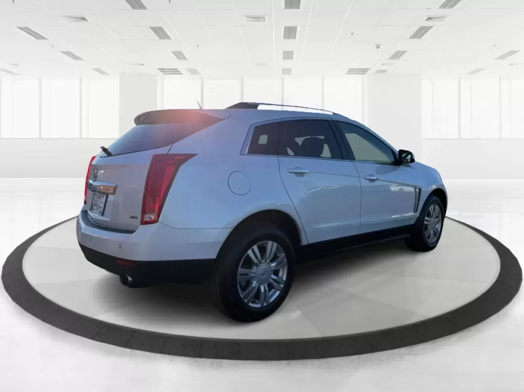 2013 White Cadillac SRX Luxury Collection (3GYFNCE32DS) with an 3.6L V6 DOHC 24V FFV engine, 6-Speed Automatic transmission, located at 1184 Kauffman Ave, Fairborn, OH, 45324, (937) 908-9800, 39.807072, -84.030914 - ### Elevate Your Everyday with the 2013 Cadillac SRX Luxury Collection <br /> <br /> Are you searching for the perfect vehicle to enhance your family's lifestyle or your daily commute? Look no further than the stunning 2013 Cadillac SRX Luxury Collection, available now at Advantage Car and Credit in - Photo#2
