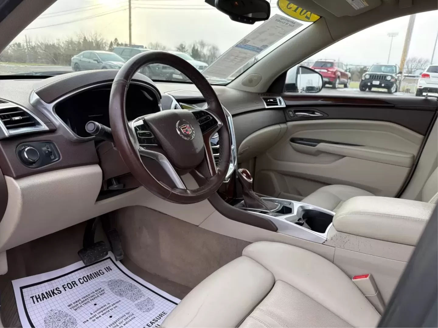 2013 White Cadillac SRX Luxury Collection (3GYFNCE32DS) with an 3.6L V6 DOHC 24V FFV engine, 6-Speed Automatic transmission, located at 401 Woodman Dr, Riverside, OH, 45431, (937) 908-9800, 39.760899, -84.123421 - ### Elevate Your Everyday with the 2013 Cadillac SRX Luxury Collection <br /> <br /> Are you searching for the perfect vehicle to enhance your family's lifestyle or your daily commute? Look no further than the stunning 2013 Cadillac SRX Luxury Collection, available now at Advantage Car and Credit in - Photo#9