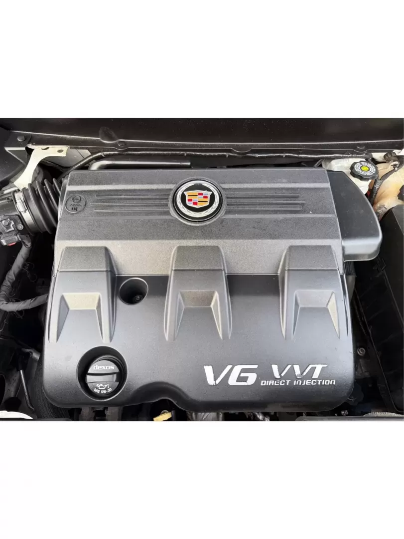 2013 White Cadillac SRX Luxury Collection (3GYFNCE32DS) with an 3.6L V6 DOHC 24V FFV engine, 6-Speed Automatic transmission, located at 401 Woodman Dr, Riverside, OH, 45431, (937) 908-9800, 39.760899, -84.123421 - ### Elevate Your Everyday with the 2013 Cadillac SRX Luxury Collection <br /> <br /> Are you searching for the perfect vehicle to enhance your family's lifestyle or your daily commute? Look no further than the stunning 2013 Cadillac SRX Luxury Collection, available now at Advantage Car and Credit in - Photo#11