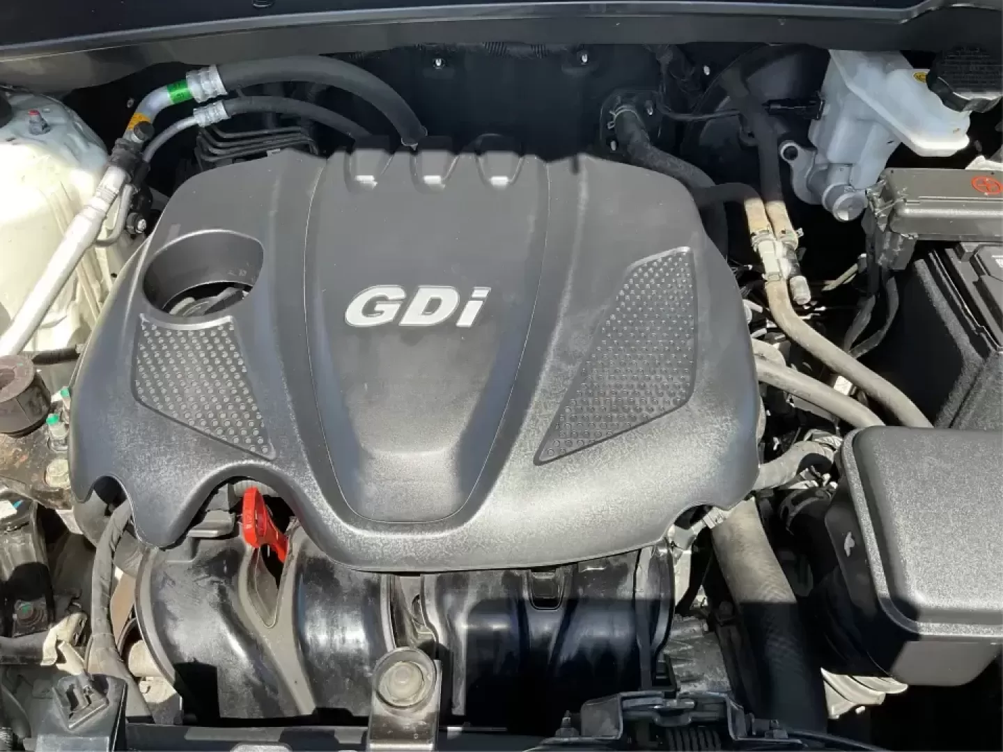 2015 Kia Sportage LX (KNDPBCAC7F7) with an 2.4L V6 DOHC 24V engine, 6-Speed Automatic transmission, located at 4508 South Dixie Dr, Moraine, OH, 45439, (937) 908-9800, 39.689976, -84.218452 - **Explore the Open Road with the 2015 Kia Sportage LX Perfect for Your Next Adventure!**<br /> <br /> Imagine hitting the open road with your loved ones, whether it's a weekend getaway or a daily commute. The 2015 Kia Sportage LX, available at Advantage Car and Credit in Fairborn, OH, is the ideal - Photo#11