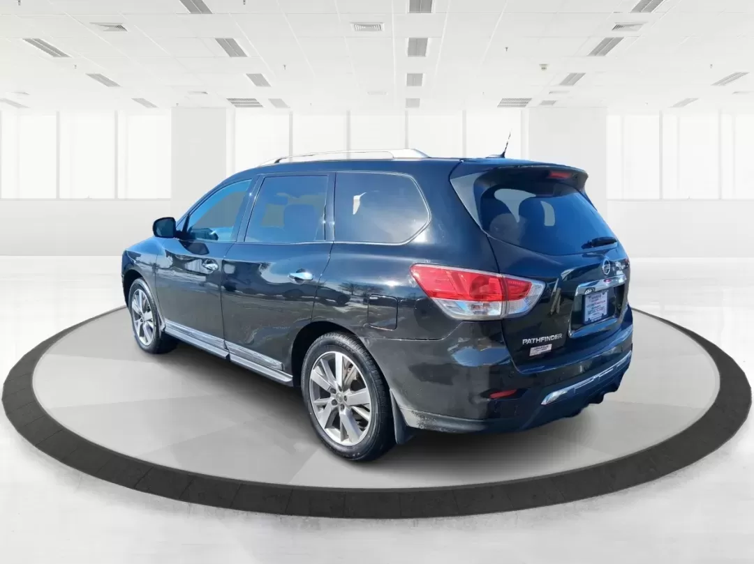 2013 Super Black Nissan Pathfinder Platinum 4WD (5N1AR2MMXDC) with an 3.5L V6 DOHC 24V engine, Continuously Variable Transmission transmission, located at 401 Woodman Dr, Riverside, OH, 45431, (937) 908-9800, 39.760899, -84.123421 - Picture your next weekend: the kids loaded up for a day at the National Museum of the U.S. Air Force, a cooler in the back for a picnic at Riverscape MetroPark, and plenty of room for friends or gear-without feeling cramped on I675 or Route 35. This 2013 Nissan Pathfinder Platinum 4WD is built for r - Photo#3