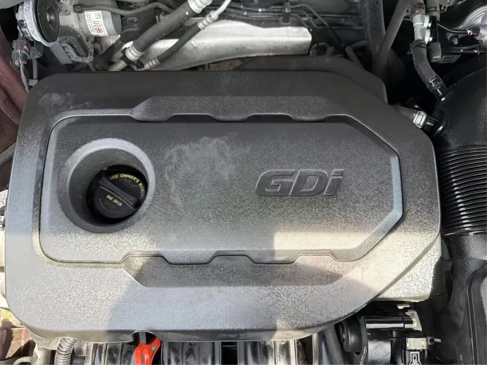 2017 Burgundy Kia Sorento L 2WD (5XYPG4A31HG) with an 2.4L L4 DOHC 16V engine, 6-Speed Automatic transmission, located at 4508 South Dixie Dr, Moraine, OH, 45439, (937) 908-9800, 39.689976, -84.218452 - Pack up the kids, load the groceries, and still have room for a spontaneous weekend escape to Carillon Historical Park or a day exploring Cox Arboretum-this 2017 Kia Sorento L 2WD is the kind of practical SUV that fits real Moraine and Dayton-area life. With three-row versatility in a midsize footpr - Photo#11