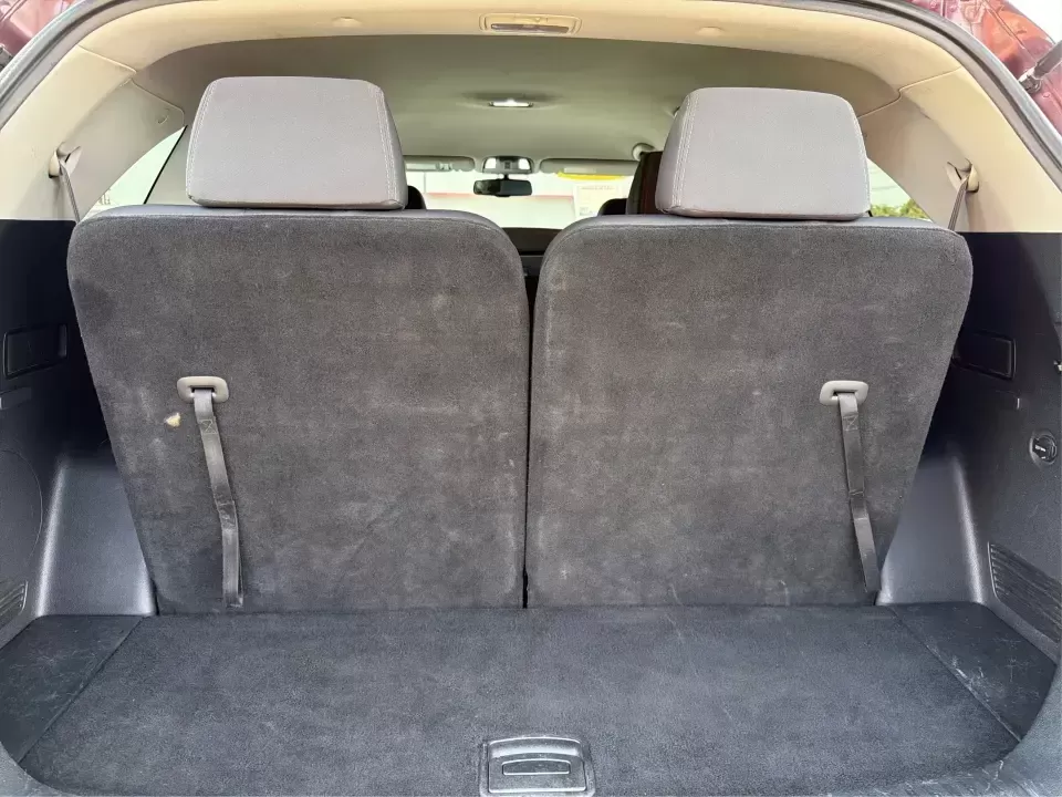 2017 Burgundy Kia Sorento L 2WD (5XYPG4A31HG) with an 2.4L L4 DOHC 16V engine, 6-Speed Automatic transmission, located at 4508 South Dixie Dr, Moraine, OH, 45439, (937) 908-9800, 39.689976, -84.218452 - Pack up the kids, load the groceries, and still have room for a spontaneous weekend escape to Carillon Historical Park or a day exploring Cox Arboretum-this 2017 Kia Sorento L 2WD is the kind of practical SUV that fits real Moraine and Dayton-area life. With three-row versatility in a midsize footpr - Photo#12