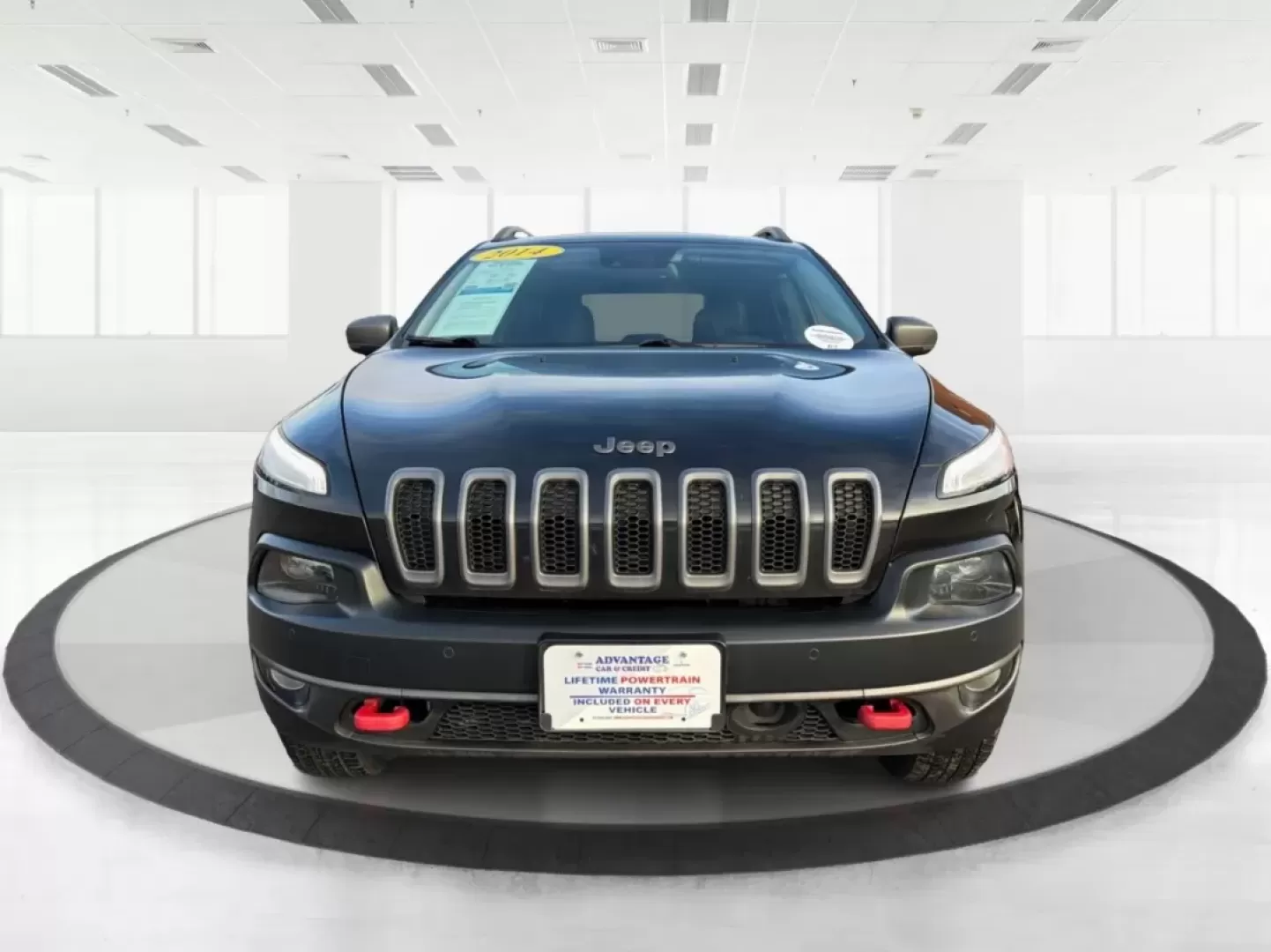 2014 Brilliant Black Crystal P Jeep Cherokee Trailhawk 4WD (1C4PJMBS4EW) with an 3.2L V6 DOHC 24V engine, 9-Speed Automatic transmission, located at 4508 South Dixie Dr, Moraine, OH, 45439, (937) 908-9800, 39.689976, -84.218452 - **Explore New Horizons with the 2014 Jeep Cherokee Trailhawk Your Adventure Awaits!**<br /> <br /> Looking for a vehicle that can keep up with your adventurous spirit while still being suitable for everyday life? Look no further than the 2014 Jeep Cherokee Trailhawk! This capable crossover SUV is p - Photo#7