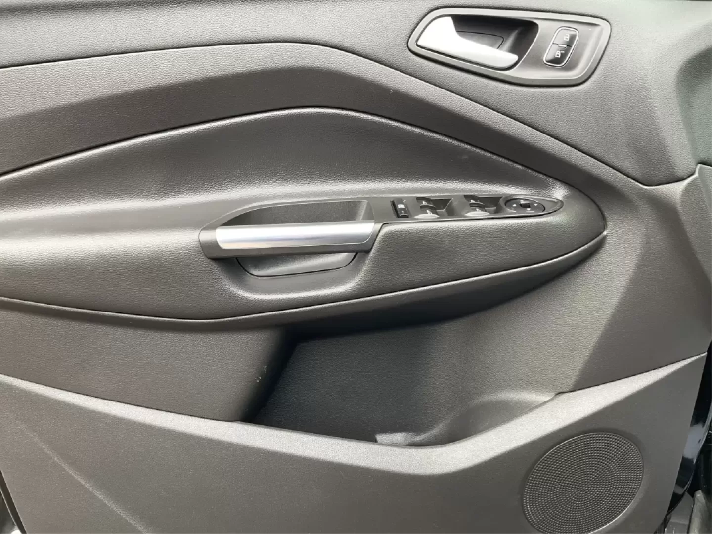 2017 Ford Escape SE (1FMCU9GD0HU) with an Other engine, located at 1951 S Dayton Lakeview Rd., New Carlisle, OH, 45344, (937) 908-9800, 39.890999, -84.050255 - **Explore New Adventures with the 2017 Ford Escape SE - Your Perfect Companion for Every Journey!**<br /> <br /> Imagine embarking on spontaneous weekend getaways or daily commutes with absolute confidence and comfort. The 2017 Ford Escape SE, now available at Advantage Car and Credit in Fairborn, O - Photo#19