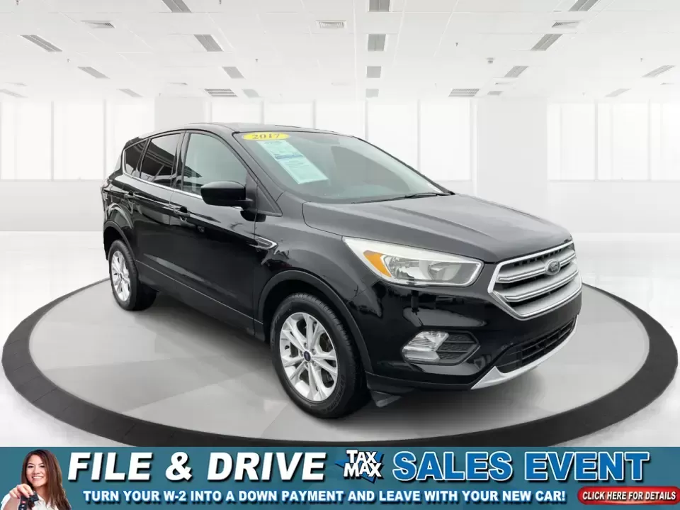 2017 Ford Escape SE (1FMCU9GD0HU) with an 1.5L L4 DOHC 16V engine, 6A transmission, located at 1230 East Main St, Xenia, OH, 45385, (937) 908-9800, 39.688026, -83.910172 - **Explore New Adventures with the 2017 Ford Escape SE - Your Perfect Companion for Every Journey!**<br /> <br /> Imagine embarking on spontaneous weekend getaways or daily commutes with absolute confidence and comfort. The 2017 Ford Escape SE, now available at Advantage Car and Credit in Fairborn, O - Photo#0