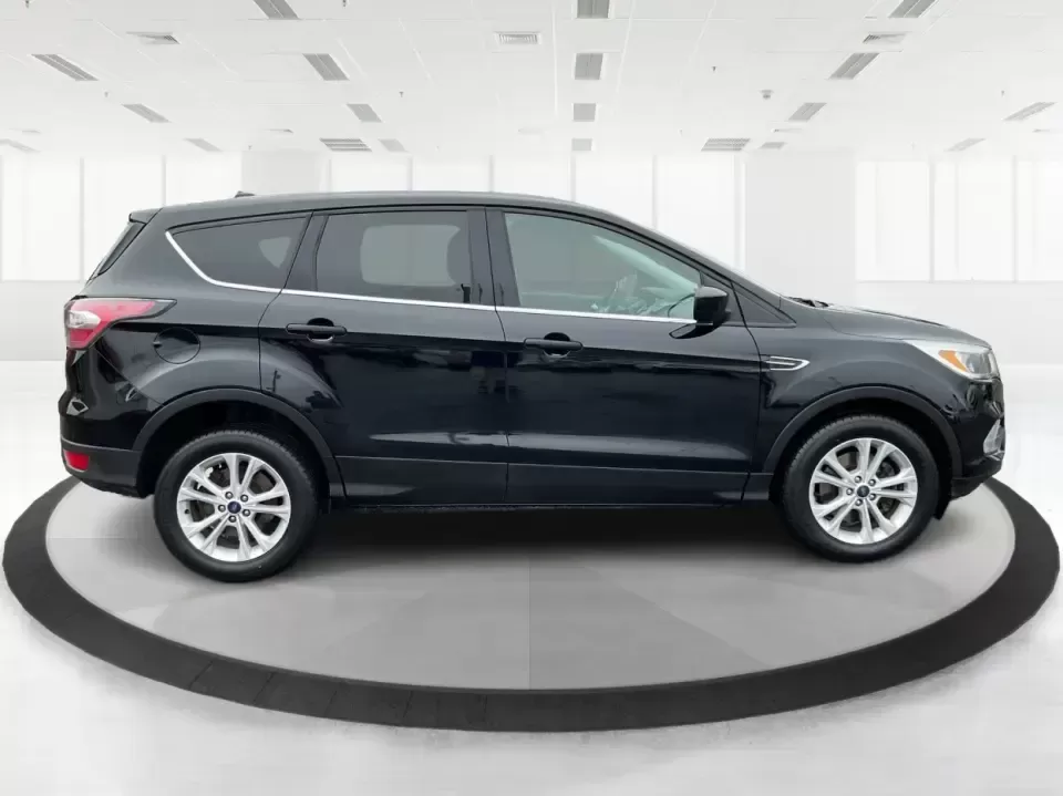 2017 Ford Escape SE (1FMCU9GD0HU) with an 1.5L L4 DOHC 16V engine, 6A transmission, located at 1230 East Main St, Xenia, OH, 45385, (937) 908-9800, 39.688026, -83.910172 - **Explore New Adventures with the 2017 Ford Escape SE - Your Perfect Companion for Every Journey!**<br /> <br /> Imagine embarking on spontaneous weekend getaways or daily commutes with absolute confidence and comfort. The 2017 Ford Escape SE, now available at Advantage Car and Credit in Fairborn, O - Photo#1
