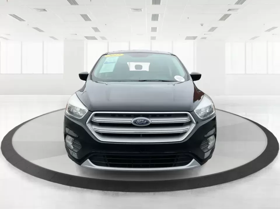 2017 Ford Escape SE (1FMCU9GD0HU) with an 1.5L L4 DOHC 16V engine, 6A transmission, located at 1230 East Main St, Xenia, OH, 45385, (937) 908-9800, 39.688026, -83.910172 - **Explore New Adventures with the 2017 Ford Escape SE - Your Perfect Companion for Every Journey!**<br /> <br /> Imagine embarking on spontaneous weekend getaways or daily commutes with absolute confidence and comfort. The 2017 Ford Escape SE, now available at Advantage Car and Credit in Fairborn, O - Photo#7