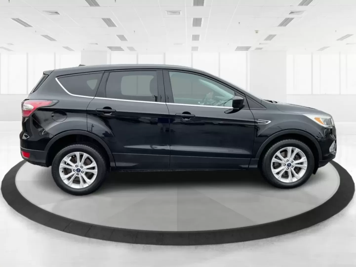 2017 Ford Escape SE (1FMCU9GD0HU) with an Other engine, located at 1230 East Main St, Xenia, OH, 45385, (937) 908-9800, 39.688026, -83.910172 - **Explore New Adventures with the 2017 Ford Escape SE - Your Perfect Companion for Every Journey!**<br /> <br /> Imagine embarking on spontaneous weekend getaways or daily commutes with absolute confidence and comfort. The 2017 Ford Escape SE, now available at Advantage Car and Credit in Fairborn, O - Photo#1