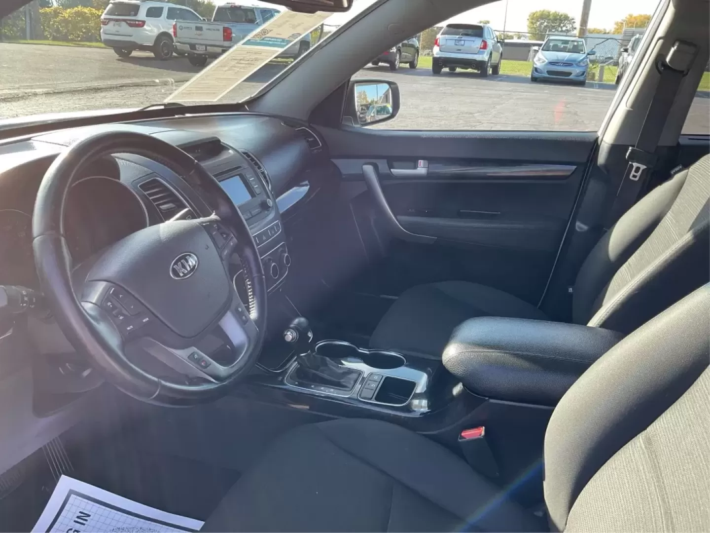 2015 Kia Sorento LX AWD (5XYKTDA64FG) with an 2.4L L4 DOHC 16V engine, 6-Speed Automatic transmission, located at 401 Woodman Dr, Riverside, OH, 45431, (937) 908-9800, 39.760899, -84.123421 - Are you ready for your next adventure? Whether it's a weekend getaway or the daily commute, the 2015 Kia Sorento LX AWD offers the perfect blend of comfort, versatility, and style. This spacious and well-equipped SUV is ideal for growing families, outdoor enthusiasts, or anyone seeking a reliable ve - Photo#8