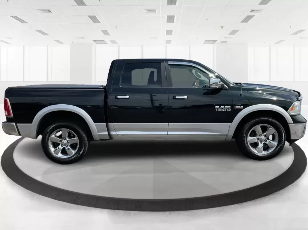 2015 Ram 1500 Laramie Crew Cab SWB 4WD (1C6RR7NT7FS) with an 5.7L V8 OHV 16V engine, 8-Speed Automatic transmission, located at 1230 East Main St, Xenia, OH, 45385, (937) 908-9800, 39.688026, -83.910172 - **Unlock Your Weekend Adventures with the 2015 Ram 1500 Laramie Crew Cab 4WD at Jamestown Auto Sales!**<br /> <br /> Are you ready to elevate your lifestyle with a vehicle that combines power, comfort, and versatility? Look no further than this 2015 Ram 1500 Laramie Crew Cab SWB, the ultimate truck - Photo#1