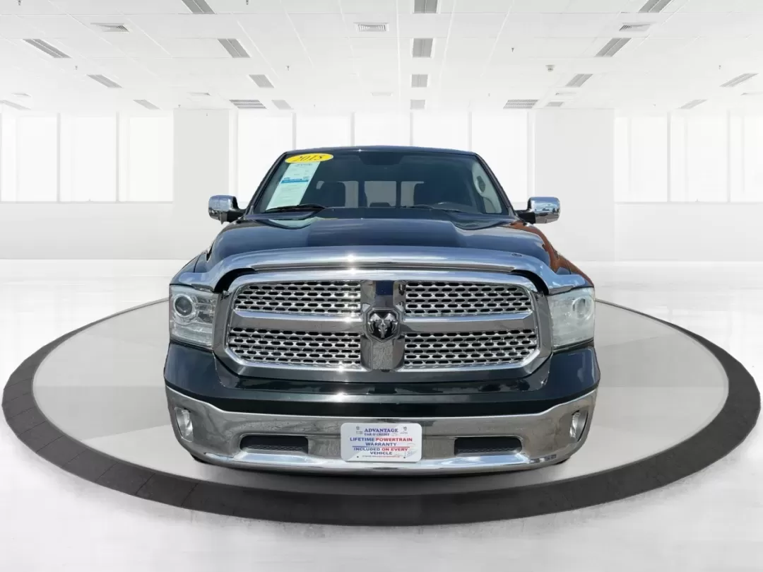 2015 Ram 1500 Laramie Crew Cab SWB 4WD (1C6RR7NT7FS) with an 5.7L V8 OHV 16V engine, 8-Speed Automatic transmission, located at 1230 East Main St, Xenia, OH, 45385, (937) 908-9800, 39.688026, -83.910172 - **Unlock Your Weekend Adventures with the 2015 Ram 1500 Laramie Crew Cab 4WD at Jamestown Auto Sales!**<br /> <br /> Are you ready to elevate your lifestyle with a vehicle that combines power, comfort, and versatility? Look no further than this 2015 Ram 1500 Laramie Crew Cab SWB, the ultimate truck - Photo#7