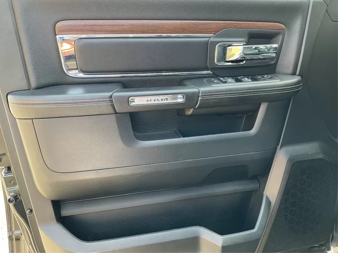 2015 Ram 1500 Laramie Crew Cab SWB 4WD (1C6RR7NT7FS) with an 5.7L V8 OHV 16V engine, 8-Speed Automatic transmission, located at 1230 East Main St, Xenia, OH, 45385, (937) 908-9800, 39.688026, -83.910172 - **Unlock Your Weekend Adventures with the 2015 Ram 1500 Laramie Crew Cab 4WD at Jamestown Auto Sales!**<br /> <br /> Are you ready to elevate your lifestyle with a vehicle that combines power, comfort, and versatility? Look no further than this 2015 Ram 1500 Laramie Crew Cab SWB, the ultimate truck - Photo#19