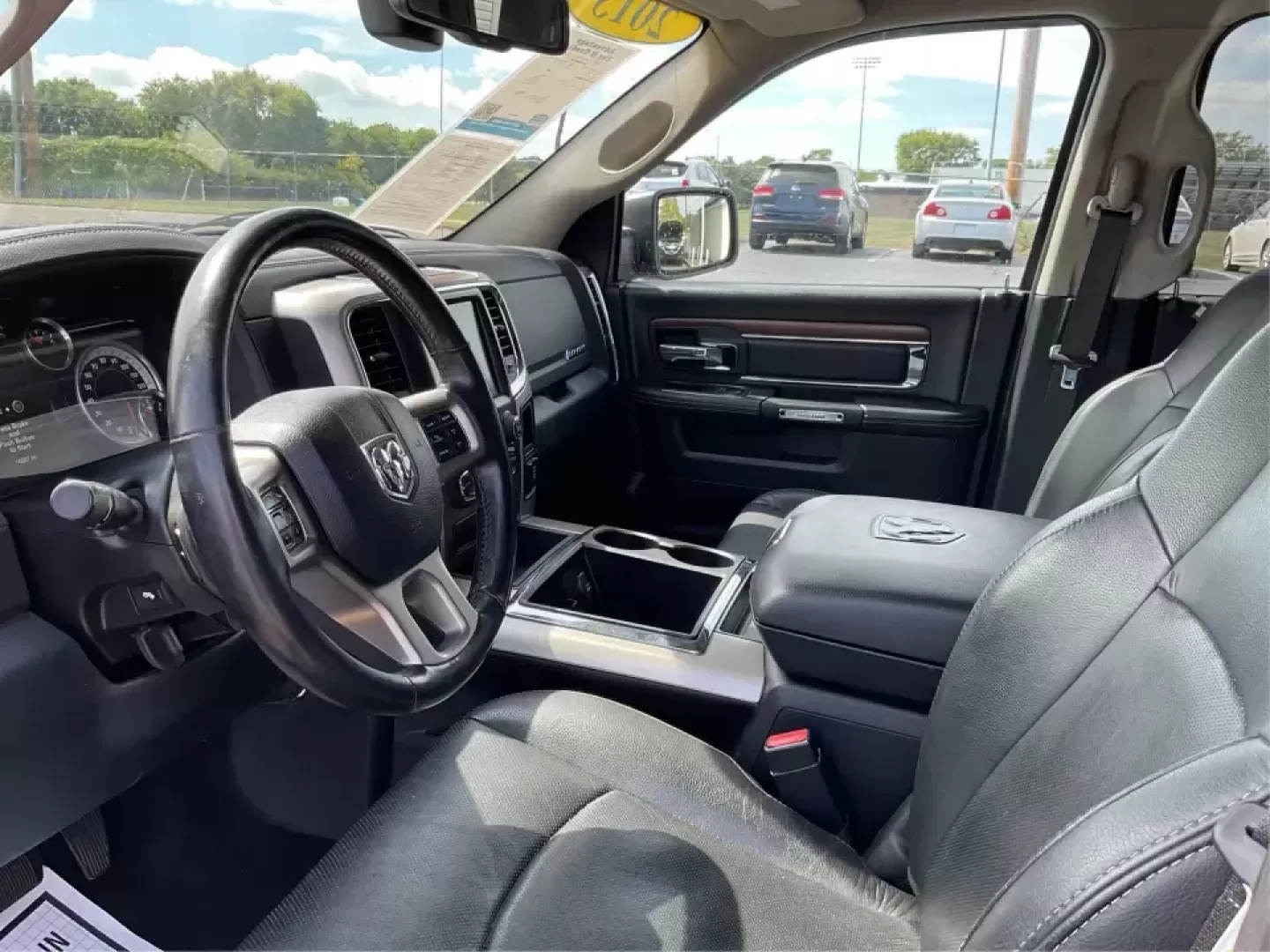 2015 Ram 1500 Laramie Crew Cab SWB 4WD (1C6RR7NT7FS) with an 5.7L V8 OHV 16V engine, 8-Speed Automatic transmission, located at 1184 Kauffman Ave, Fairborn, OH, 45324, (937) 908-9800, 39.807072, -84.030914 - **Unlock Your Weekend Adventures with the 2015 Ram 1500 Laramie Crew Cab 4WD at Jamestown Auto Sales!**<br /> <br /> Are you ready to elevate your lifestyle with a vehicle that combines power, comfort, and versatility? Look no further than this 2015 Ram 1500 Laramie Crew Cab SWB, the ultimate truck - Photo#9