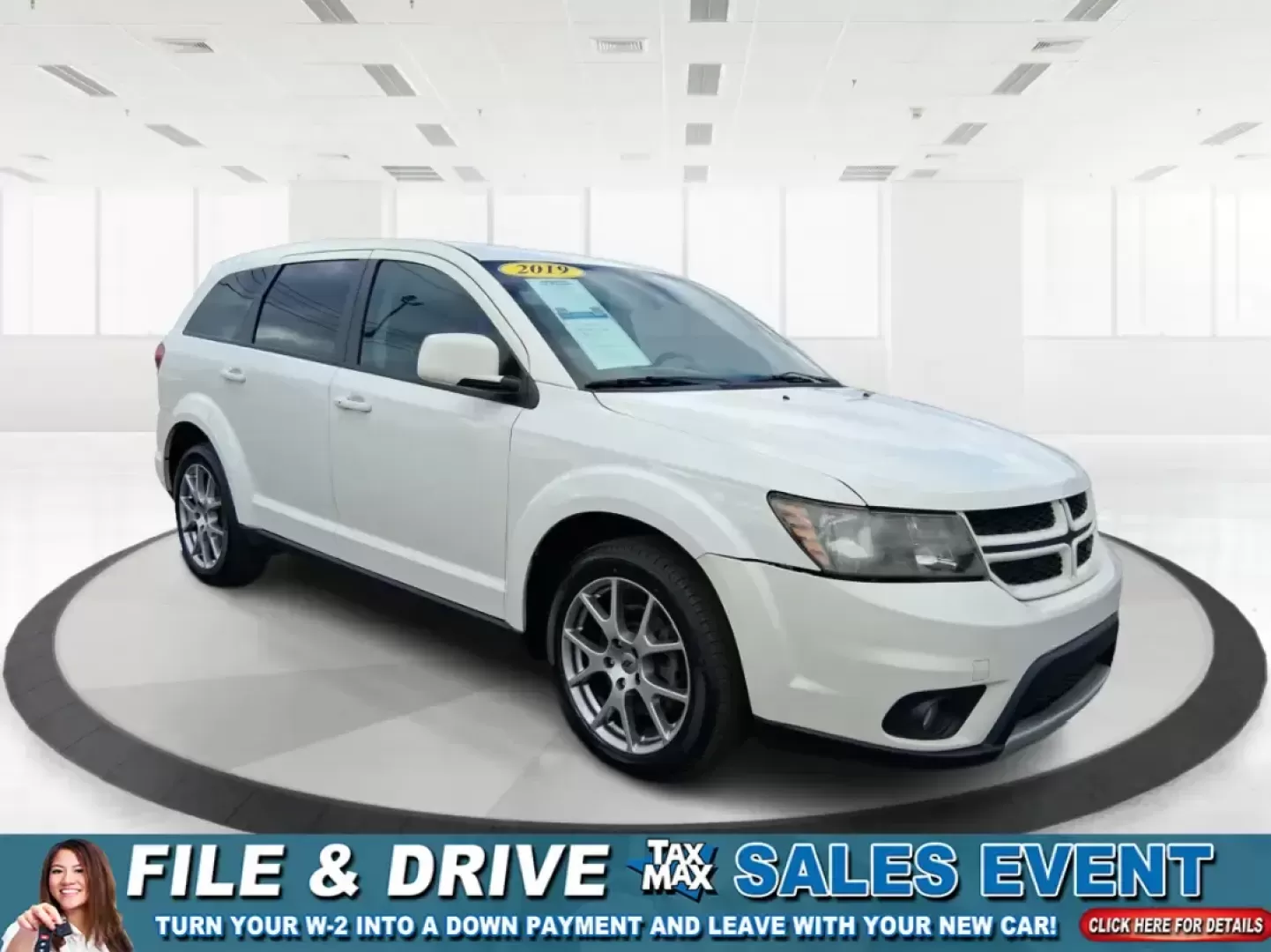 2019 Dodge Journey GT (3C4PDCEG2KT) with an 3.6L V6 DOHC 24V engine, 6-Speed Automatic transmission, located at 1184 Kauffman Ave, Fairborn, OH, 45324, (937) 908-9800, 39.807072, -84.030914 - Load up the family, point the nose toward a weekend getaway, and enjoy the kind of space and V6 confidence that makes everyday errands feel easy-this 2019 Dodge Journey GT is a smart pick for commuters, growing families, and budget-conscious buyers who want an SUV that's ready for real life in Fairb - Photo#0