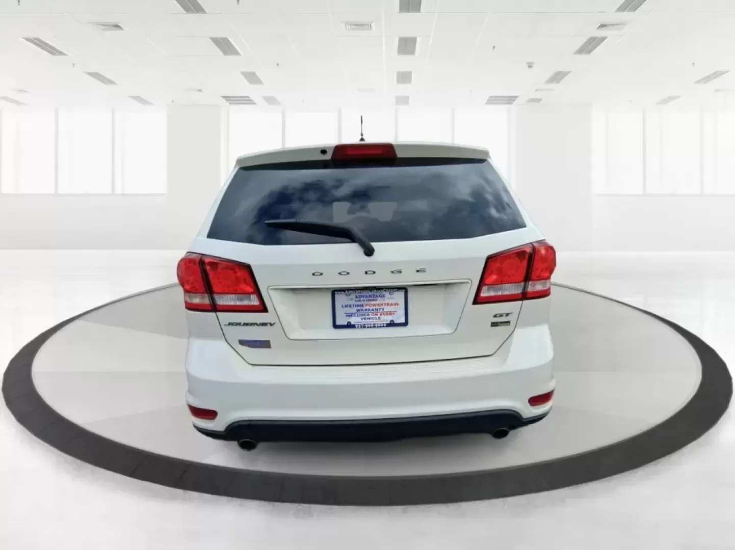 2019 Dodge Journey GT (3C4PDCEG2KT) with an 3.6L V6 DOHC 24V engine, 6-Speed Automatic transmission, located at 1184 Kauffman Ave, Fairborn, OH, 45324, (937) 908-9800, 39.807072, -84.030914 - Load up the family, point the nose toward a weekend getaway, and enjoy the kind of space and V6 confidence that makes everyday errands feel easy-this 2019 Dodge Journey GT is a smart pick for commuters, growing families, and budget-conscious buyers who want an SUV that's ready for real life in Fairb - Photo#3