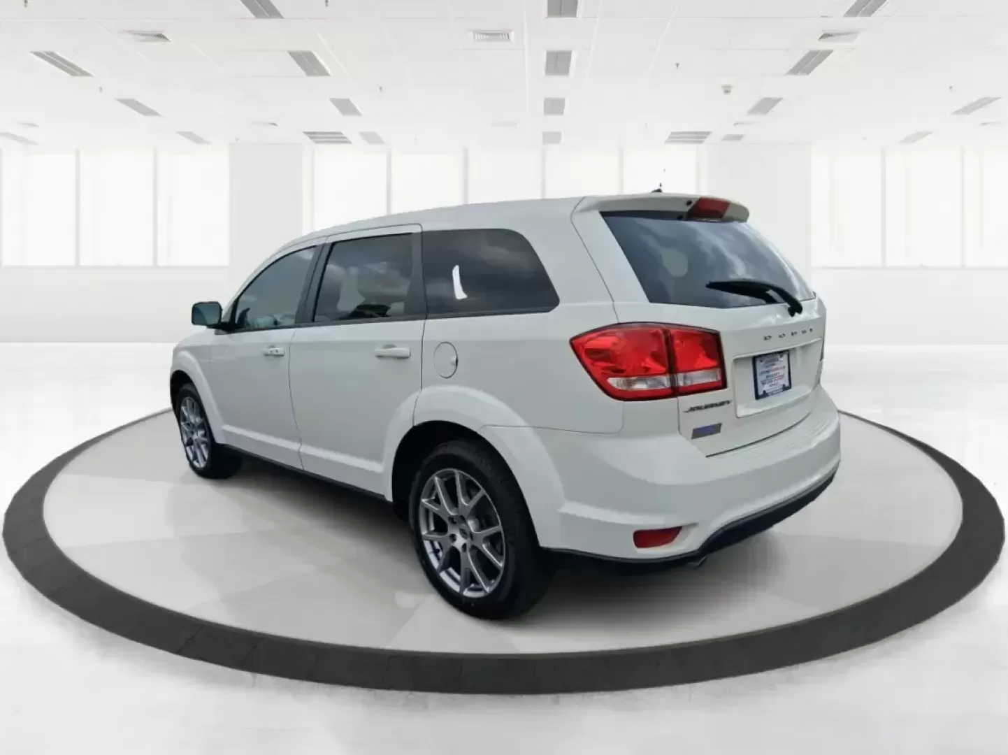2019 Dodge Journey GT (3C4PDCEG2KT) with an 3.6L V6 DOHC 24V engine, 6-Speed Automatic transmission, located at 1184 Kauffman Ave, Fairborn, OH, 45324, (937) 908-9800, 39.807072, -84.030914 - Load up the family, point the nose toward a weekend getaway, and enjoy the kind of space and V6 confidence that makes everyday errands feel easy-this 2019 Dodge Journey GT is a smart pick for commuters, growing families, and budget-conscious buyers who want an SUV that's ready for real life in Fairb - Photo#4