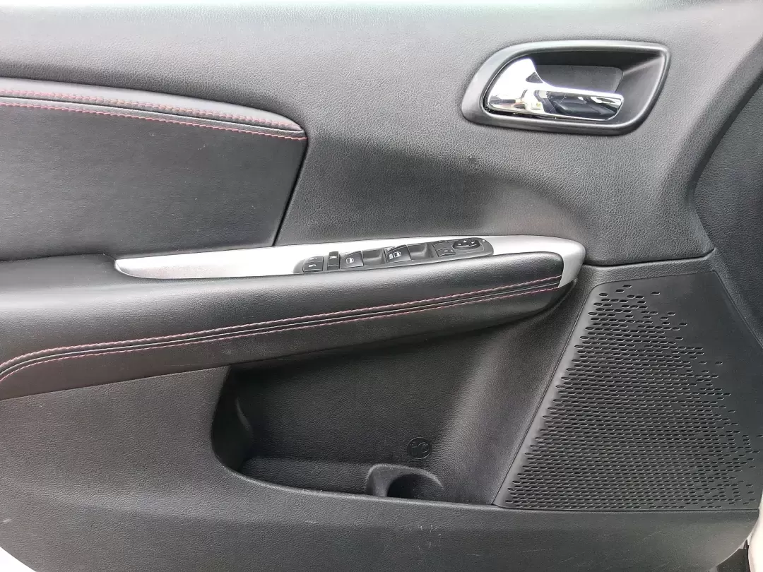 2019 Dodge Journey GT (3C4PDCEG2KT) with an 3.6L V6 DOHC 24V engine, 6-Speed Automatic transmission, located at 1184 Kauffman Ave, Fairborn, OH, 45324, (937) 908-9800, 39.807072, -84.030914 - 2019 Dodge Journey GT - Photo#19