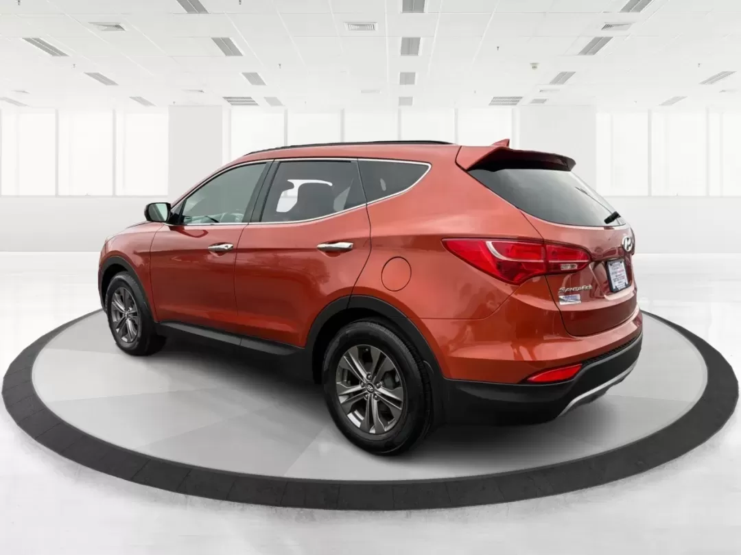 2013 Hyundai Santa Fe Sport 2.4 AWD (5XYZUDLB7DG) with an 2.4L L4 DOHC 16V engine, 6-Speed Automatic transmission, located at 401 Woodman Dr, Riverside, OH, 45431, (937) 908-9800, 39.760899, -84.123421 - **Experience the Freedom of Adventure with the 2013 Hyundai Santa Fe Sport AWD at Advantage Car and Credit - Riverside!**<br /> <br /> Are you ready to elevate your family's adventures or tackle your daily commutes with style and comfort? The 2013 Hyundai Santa Fe Sport 2.4 AWD is the perfect vehicl - Photo#4