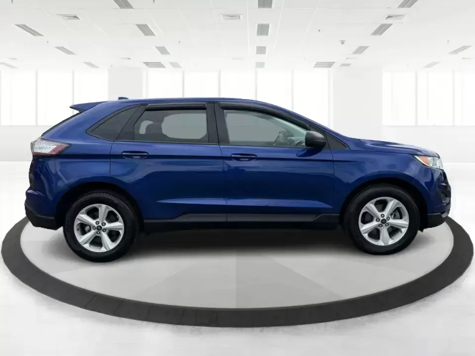 2015 Ford Edge SE FWD (2FMTK3G98FB) with an 2.0L L4 DOHC 16V engine, 6-Speed Automatic transmission, located at 8750 N County Rd 25A, Piqua, OH, 45356, (937) 908-9800, 40.164391, -84.232513 - Need an SUV that fits real life in the Miami Valley-school drop-offs, a steady commute down I75, and weekend errands that somehow turn into a full cargo load? This 2015 Ford Edge SE FWD is built for everyday versatility, with comfortable seating for five, a roomy cabin, and practical tech that helps- Photo#1