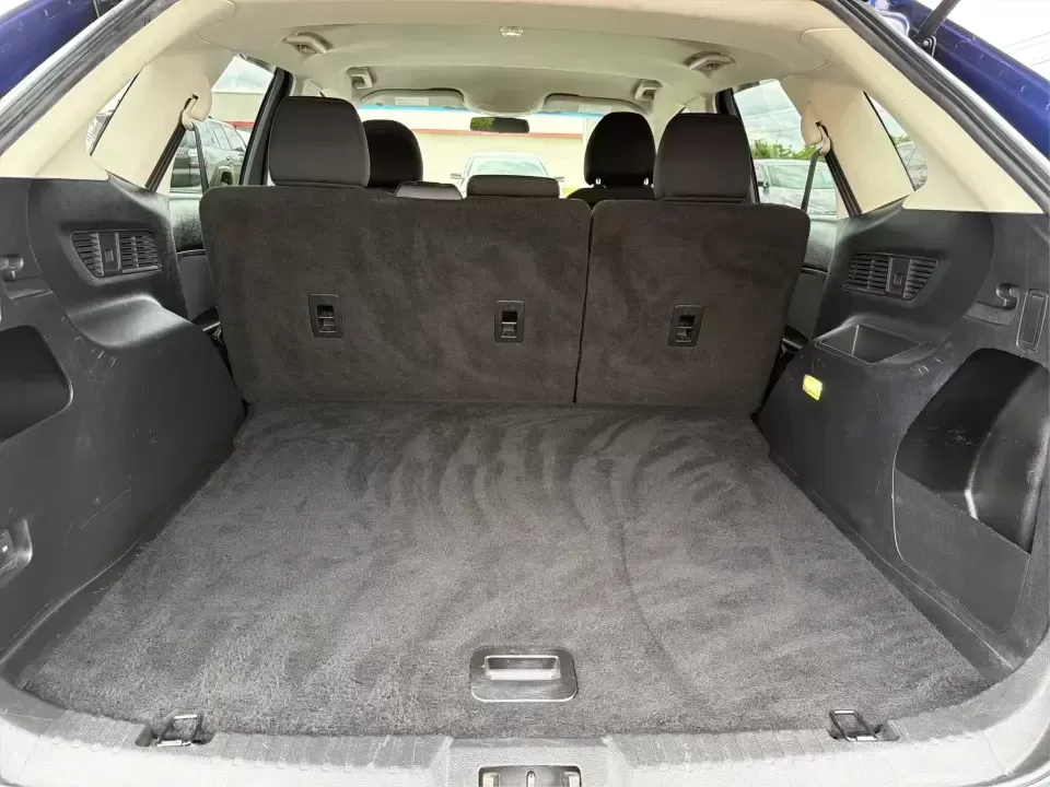 2015 Ford Edge SE FWD (2FMTK3G98FB) with an 2.0L L4 DOHC 16V engine, 6-Speed Automatic transmission, located at 8750 N County Rd 25A, Piqua, OH, 45356, (937) 908-9800, 40.164391, -84.232513 - Need an SUV that fits real life in the Miami Valley-school drop-offs, a steady commute down I75, and weekend errands that somehow turn into a full cargo load? This 2015 Ford Edge SE FWD is built for everyday versatility, with comfortable seating for five, a roomy cabin, and practical tech that helps- Photo#11