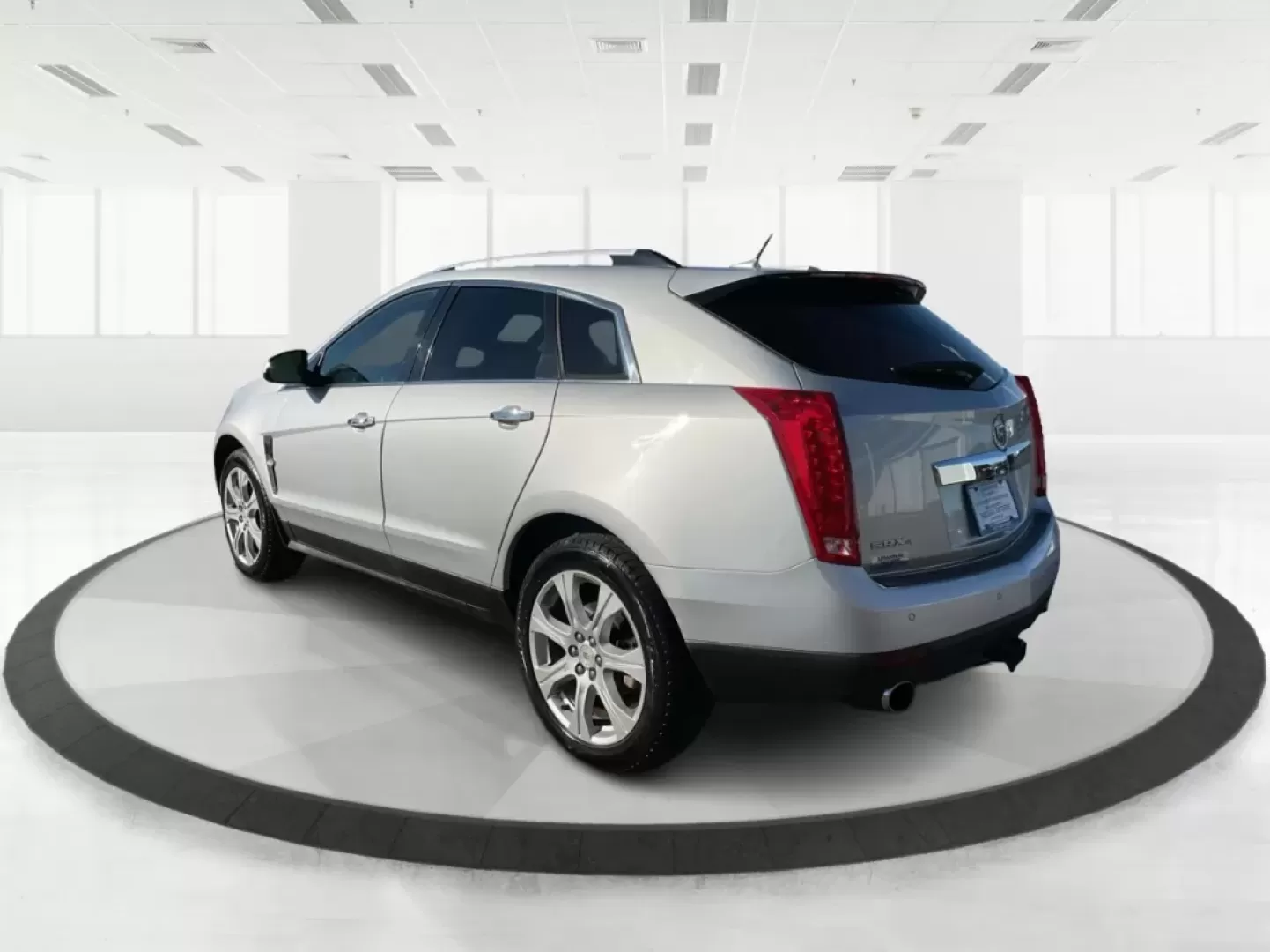 2010 Cadillac SRX Premium Collection AWD (3GYFNFEY7AS) with an 3.0L V6 DOHC 24V engine, 6-Speed Automatic transmission, located at 401 Woodman Dr, Riverside, OH, 45431, (937) 908-9800, 39.760899, -84.123421 - **Elevate Your Driving Experience with the 2010 Cadillac SRX Premium Collection AWD at Advantage Car and Credit - Riverside!**<br /> <br /> Are you searching for a vehicle that seamlessly combines style, comfort, and reliability for your daily adventures? Look no further than this stunning 2010 Cadi - Photo#4