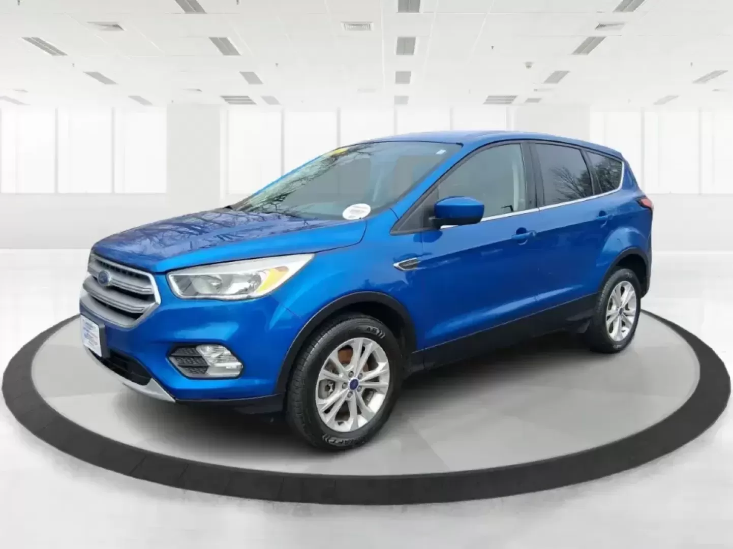 2017 Ford Escape SE 4WD (1FMCU9G93HU) with an 2.0L L4 DOHC 16V engine, 6-Speed Automatic transmission, located at 1099 N County Rd 25A , Troy, OH, 45373, (937) 908-9800, 40.057079, -84.212883 - Discover the ultimate blend of comfort, capability, and style with the 2017 Ford Escape SE 4WD, a perfect companion for families on the go or adventurers seeking their next weekend thrill. With its spacious interior and robust features, this SUV is designed for those who lead an active lifestyle, ma - Photo#8