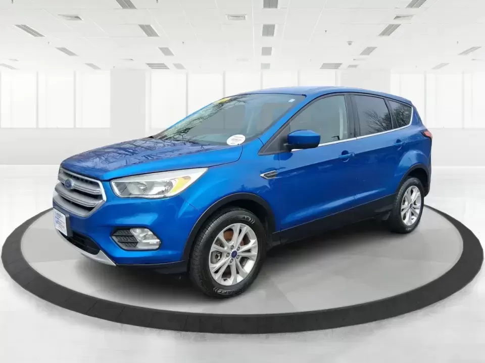 2017 Ford Escape SE 4WD (1FMCU9G93HU) with an 2.0L L4 DOHC 16V engine, 6-Speed Automatic transmission, located at 1099 N County Rd 25A , Troy, OH, 45373, (937) 908-9800, 40.057079, -84.212883 - Discover the ultimate blend of comfort, capability, and style with the 2017 Ford Escape SE 4WD, a perfect companion for families on the go or adventurers seeking their next weekend thrill. With its spacious interior and robust features, this SUV is designed for those who lead an active lifestyle, ma - Photo#8