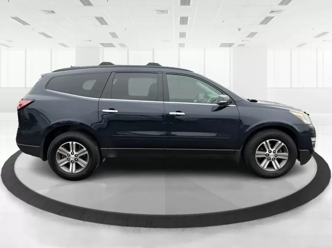 2017 Chevrolet Traverse 1LT AWD (1GNKVGKD7HJ) with an 3.6L V6 DOHC 24V engine, 6-Speed Automatic transmission, located at 8750 N County Rd 25A, Piqua, OH, 45356, (937) 908-9800, 40.164391, -84.232513 - **Discover Your Next Adventure with the 2017 Chevrolet Traverse at Advantage Car and Credit - Fairborn!**<br /> <br /> Are you ready to elevate your family road trips or weekend getaways? The 2017 Chevrolet Traverse, available now at Advantage Car and Credit - Fairborn, is the perfect companion for - Photo#1