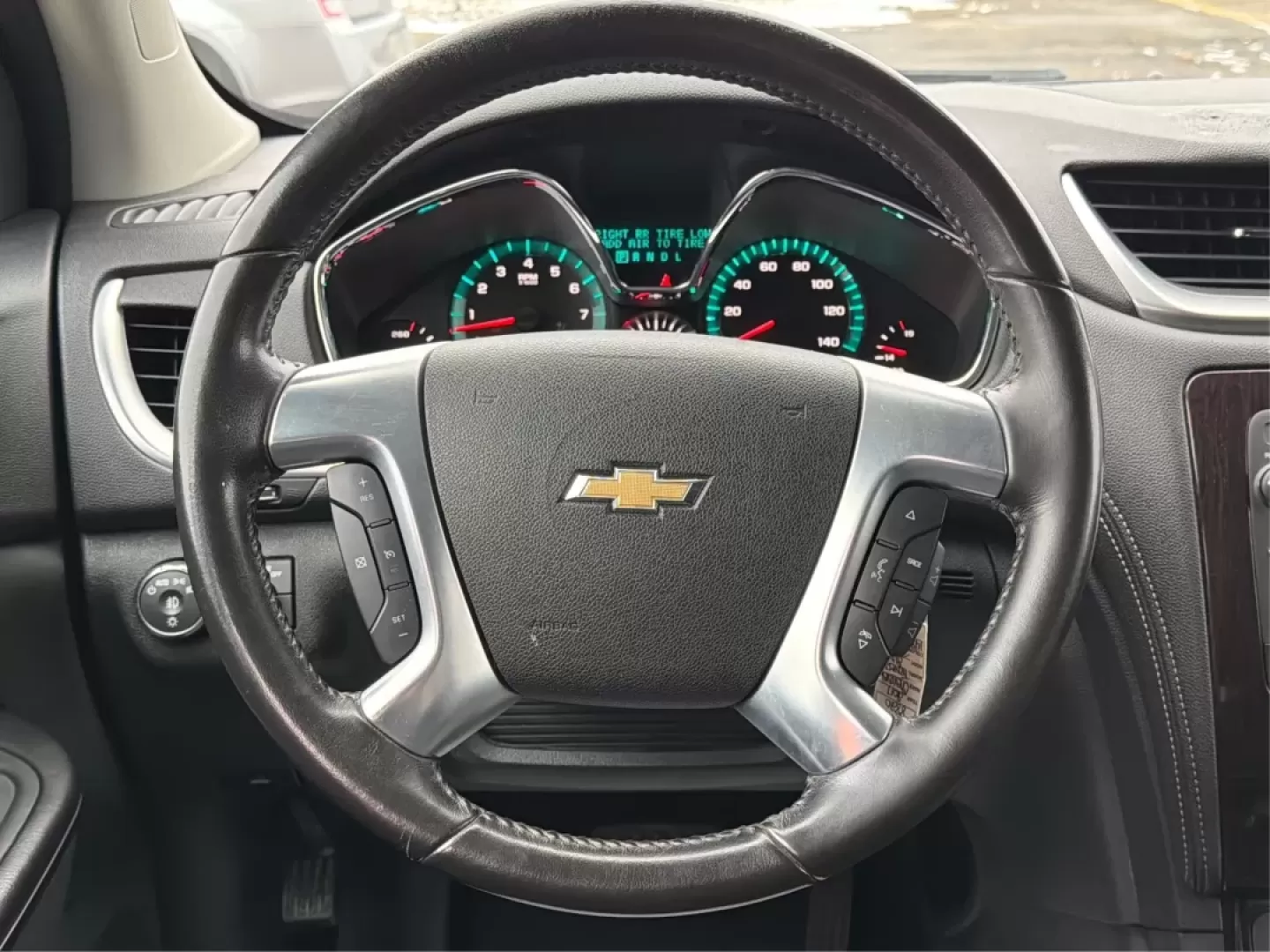 2017 Chevrolet Traverse 1LT AWD (1GNKVGKD7HJ) with an 3.6L V6 DOHC 24V engine, 6-Speed Automatic transmission, located at 8750 N County Rd 25A, Piqua, OH, 45356, (937) 908-9800, 40.164391, -84.232513 - Third Row - Photo#16