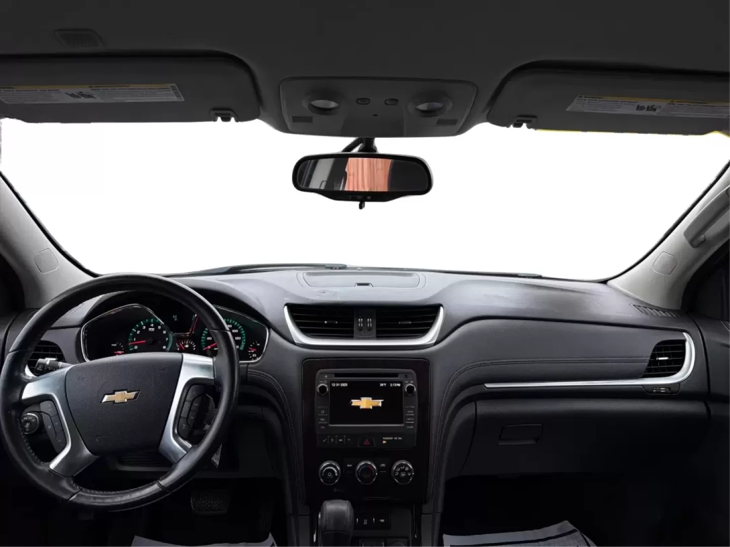 2017 Chevrolet Traverse 1LT AWD (1GNKVGKD7HJ) with an 3.6L V6 DOHC 24V engine, 6-Speed Automatic transmission, located at 8750 N County Rd 25A, Piqua, OH, 45356, (937) 908-9800, 40.164391, -84.232513 - Third Row - Photo#21