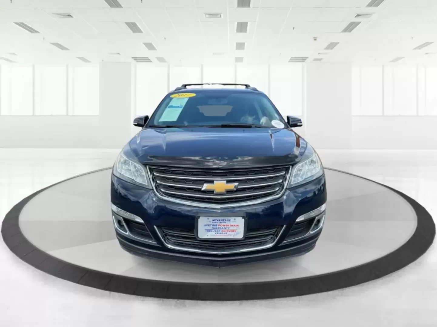 2017 Chevrolet Traverse 1LT AWD (1GNKVGKD7HJ) with an 3.6L V6 DOHC 24V engine, 6-Speed Automatic transmission, located at 1184 Kauffman Ave, Fairborn, OH, 45324, (937) 908-9800, 39.807072, -84.030914 - **Discover Your Next Adventure with the 2017 Chevrolet Traverse at Advantage Car and Credit - Fairborn!**<br /> <br /> Are you ready to elevate your family road trips or weekend getaways? The 2017 Chevrolet Traverse, available now at Advantage Car and Credit - Fairborn, is the perfect companion for - Photo#5