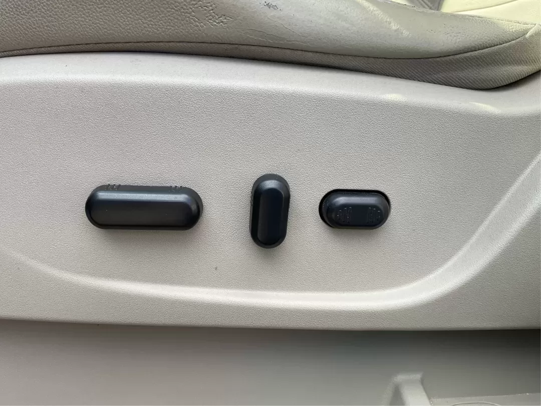 2014 Ford Escape Titanium 4WD (1FMCU9J92EU) with an 2.0L L4 DOHC 16V engine, 6-Speed Automatic transmission, located at 401 Woodman Dr, Riverside, OH, 45431, (937) 908-9800, 39.760899, -84.123421 - Looking for a versatile vehicle that accommodates your dynamic lifestyle? Meet the 2014 Ford Escape Titanium, the perfect SUV for growing families, adventurous souls, and budget-conscious buyers alike! With its impressive blend of performance, comfort, and cutting-edge technology, this Ford Escape i - Photo#18