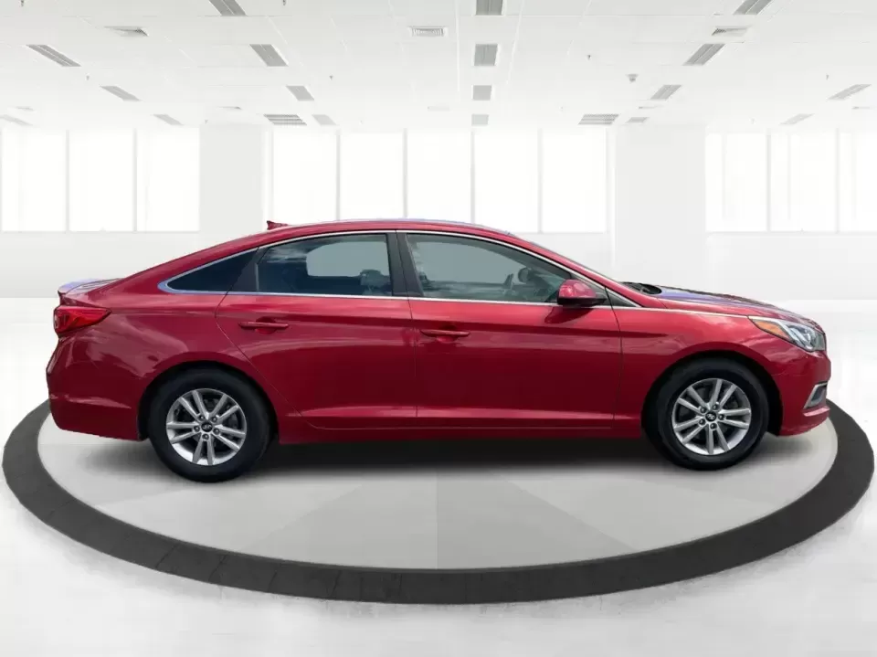 2017 Hyundai Sonata SE (5NPE24AF8HH) with an 2.4L L4 DOHC 16V engine, 7-Speed Automatic transmission, located at 8750 N County Rd 25A, Piqua, OH, 45356, (937) 908-9800, 40.164391, -84.232513 - Ready for a dependable commuter that still looks sharp pulling into work, school pickup, or a weekend dinner in town? This Scarlet Red 2017 Hyundai Sonata SE is a practical, comfortable sedan that fits real-life schedules in Piqua, Ohio-whether you're cruising up N County Rd 25A, heading toward I75 - Photo#1