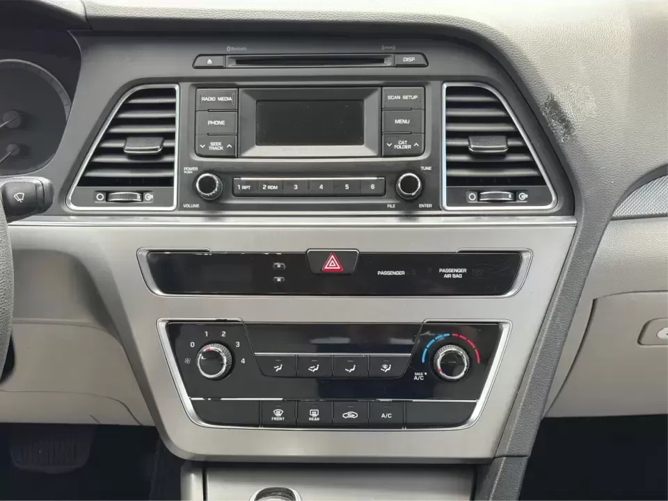 2017 Hyundai Sonata SE (5NPE24AF8HH) with an 2.4L L4 DOHC 16V engine, 7-Speed Automatic transmission, located at 8750 N County Rd 25A, Piqua, OH, 45356, (937) 908-9800, 40.164391, -84.232513 - Ready for a dependable commuter that still looks sharp pulling into work, school pickup, or a weekend dinner in town? This Scarlet Red 2017 Hyundai Sonata SE is a practical, comfortable sedan that fits real-life schedules in Piqua, Ohio-whether you're cruising up N County Rd 25A, heading toward I75 - Photo#13