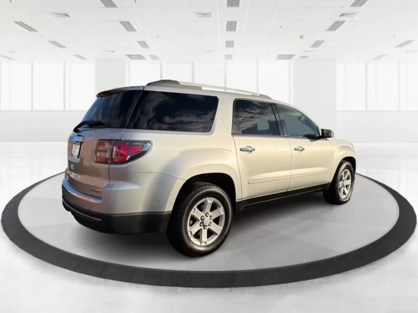 2014 GMC Acadia SLE-2 AWD (1GKKVPKD1EJ) with an 3.6L V6 DOHC 24V engine, 6-Speed Automatic transmission, located at 1230 East Main St, Xenia, OH, 45385, (937) 908-9800, 39.688026, -83.910172 - If you're searching for the perfect family SUV that balances style, comfort, and an adventurous spirit, look no further than this stunning 2014 GMC Acadia SLE-2 AWD, now available at Advantage Car and Credit in Fairborn, OH. With spacious seating for up to eight passengers and the versatility needed - Photo#2