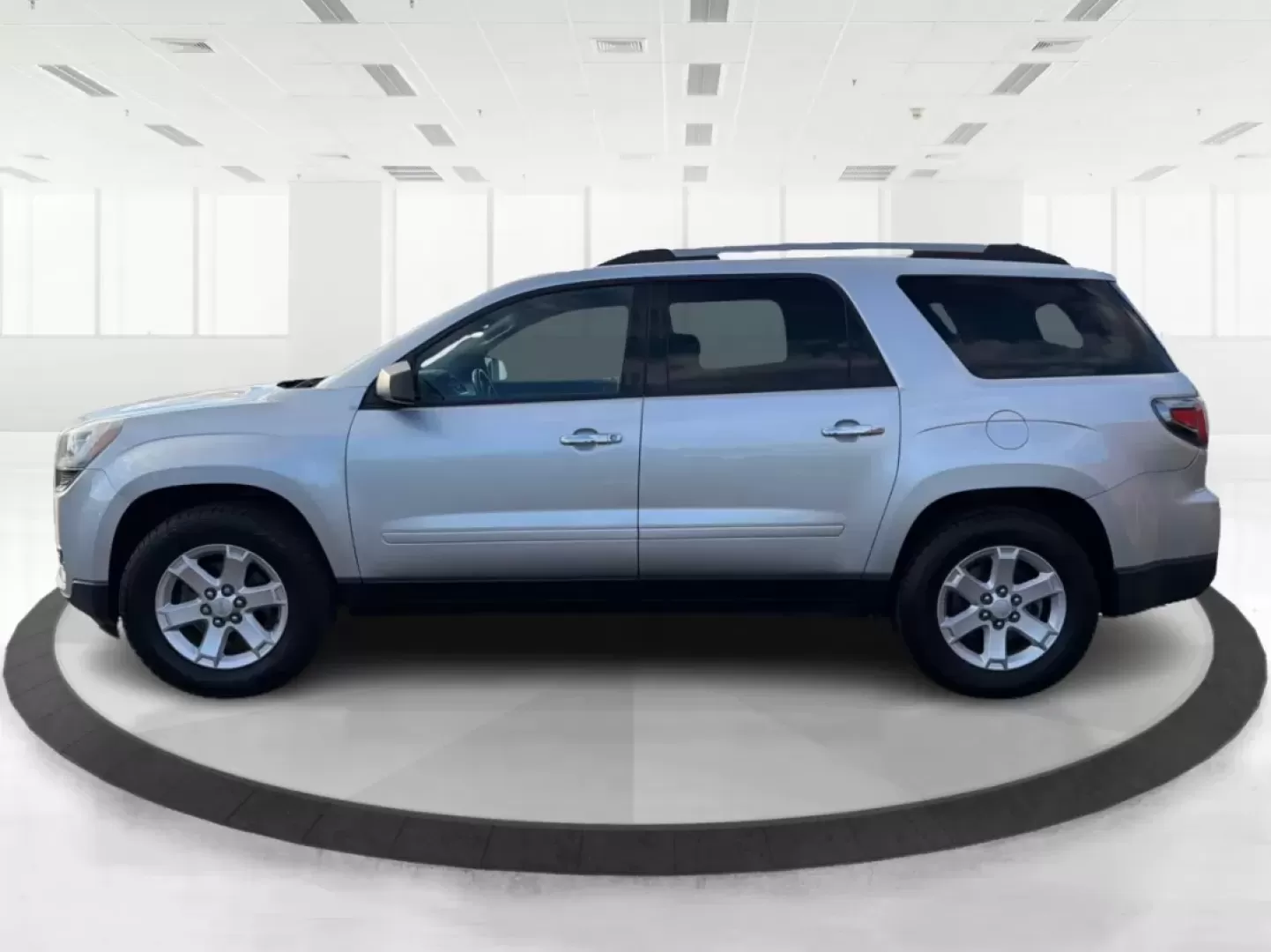 2014 GMC Acadia SLE-2 AWD (1GKKVPKD1EJ) with an 3.6L V6 DOHC 24V engine, 6-Speed Automatic transmission, located at 1230 East Main St, Xenia, OH, 45385, (937) 908-9800, 39.688026, -83.910172 - If you're searching for the perfect family SUV that balances style, comfort, and an adventurous spirit, look no further than this stunning 2014 GMC Acadia SLE-2 AWD, now available at Advantage Car and Credit in Fairborn, OH. With spacious seating for up to eight passengers and the versatility needed - Photo#5
